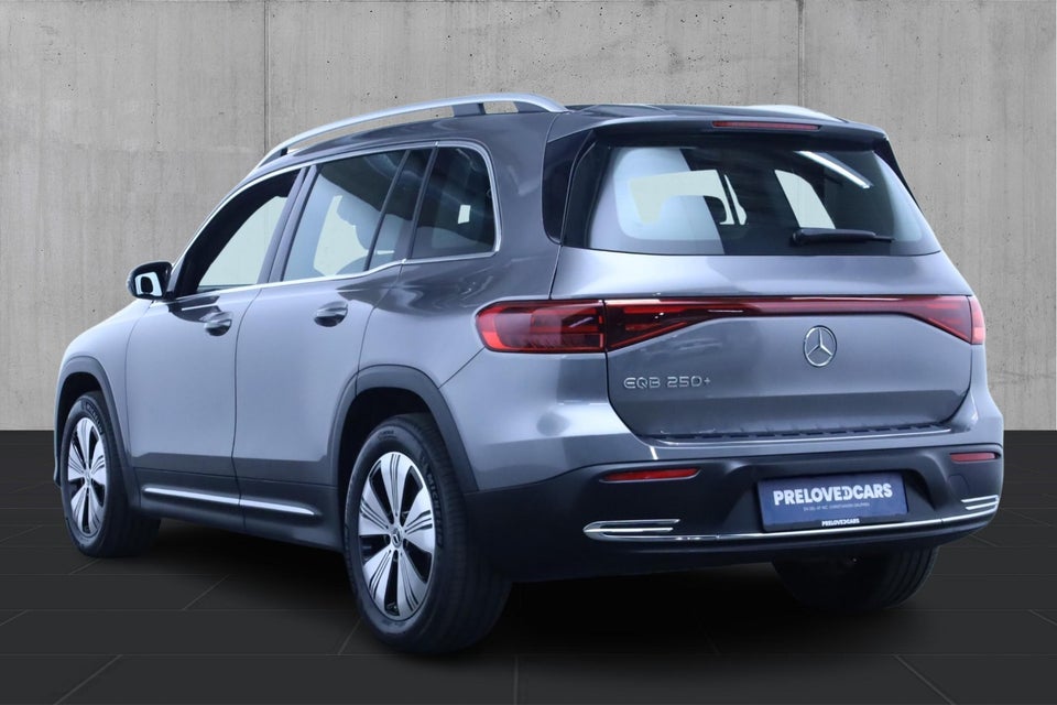 Mercedes EQB250+ Progressive 5d