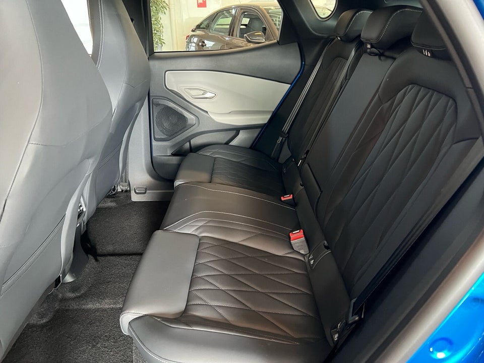 Ford Capri 77 Premium Extended Range 5d