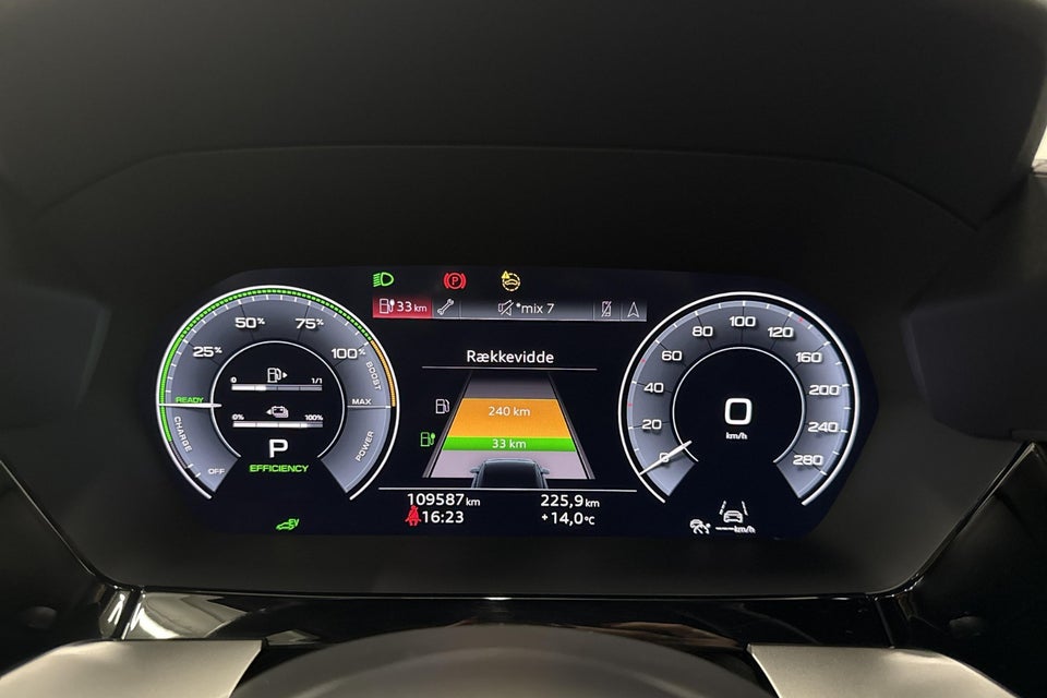 Audi A3 40 TFSi e Sportback S-tr. 5d