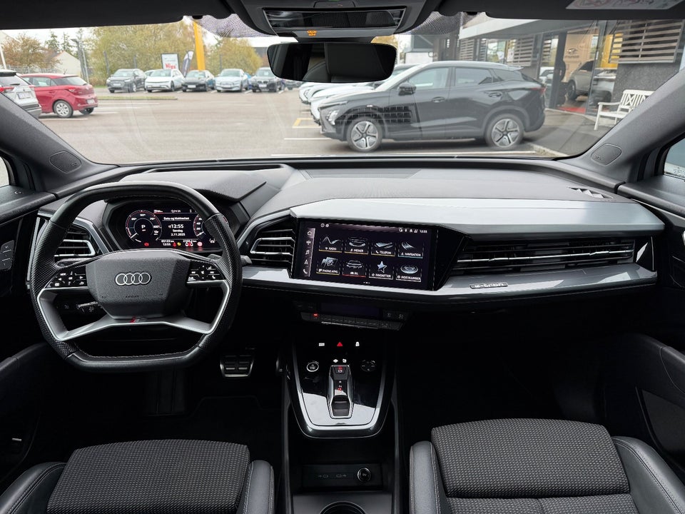 Audi Q4 e-tron 45 S-line Sportback quattro 5d