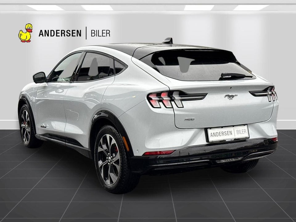 Ford Mustang Mach-E 98 Premium Extended Range AWD 5d