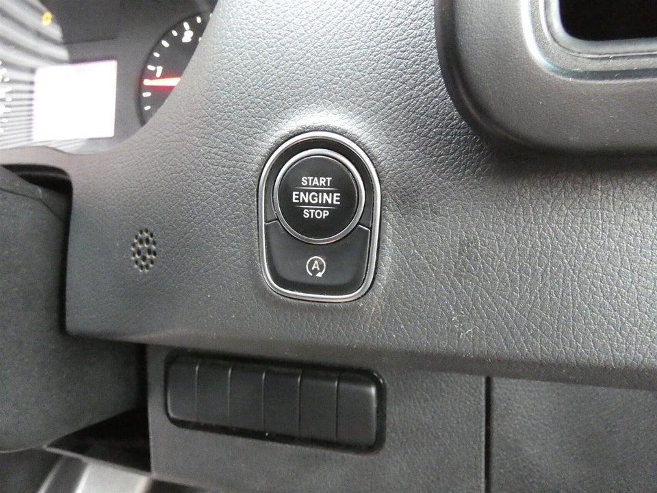 Mercedes Sprinter 319 3,0 CDi A3 Chassis aut. RWD 2d