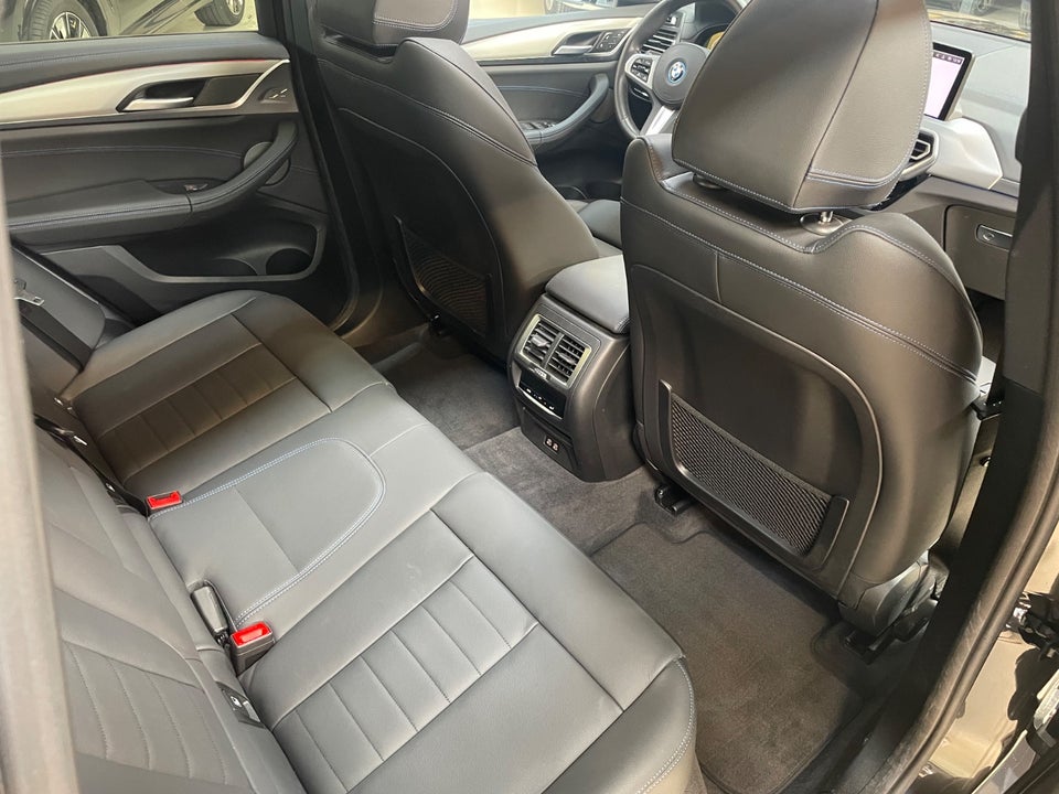 BMW iX3 Charged Plus M-Sport 5d