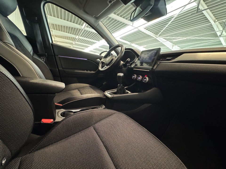 Renault Captur 1,0 TCe 100 Intens 5d