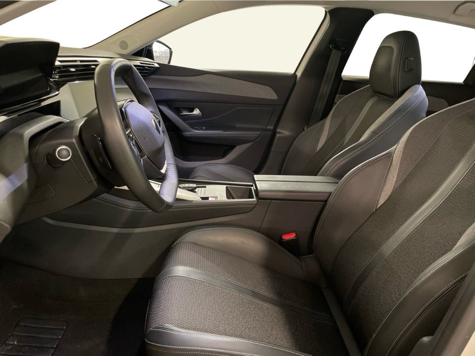 Peugeot 308 1,5 BlueHDi 130 Allure Pack SW EAT8 5d