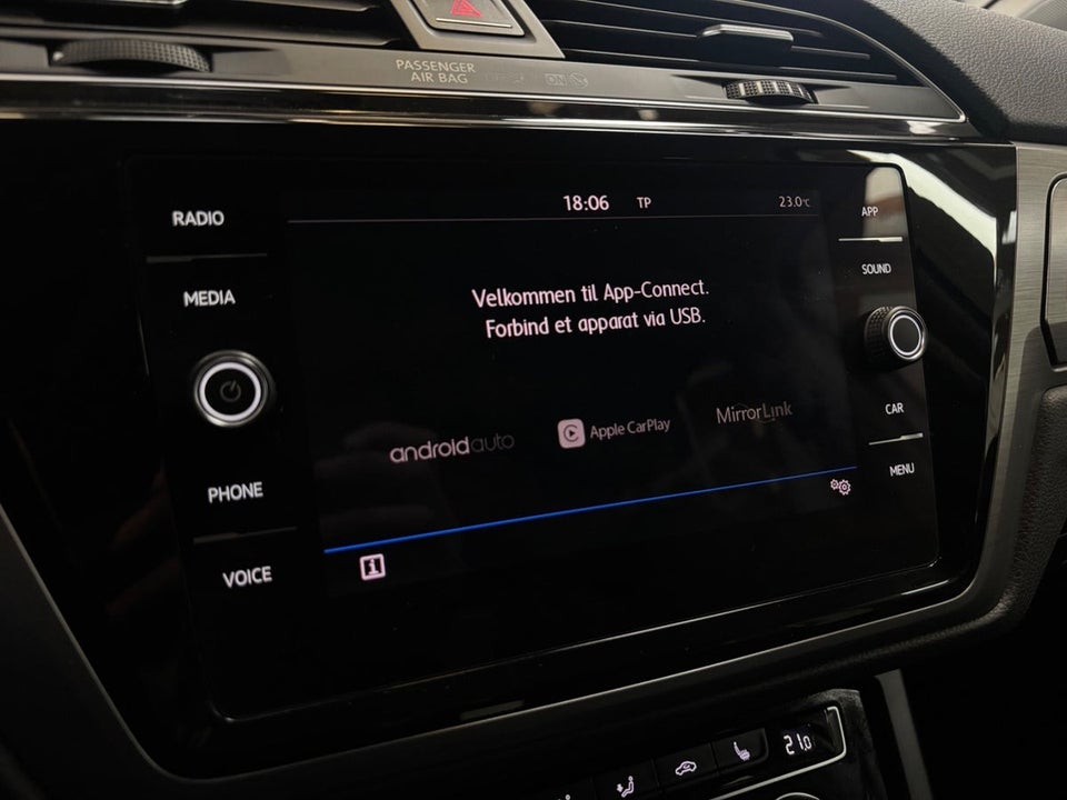 VW Touran 1,6 TDi 115 Highline DSG 7prs 5d