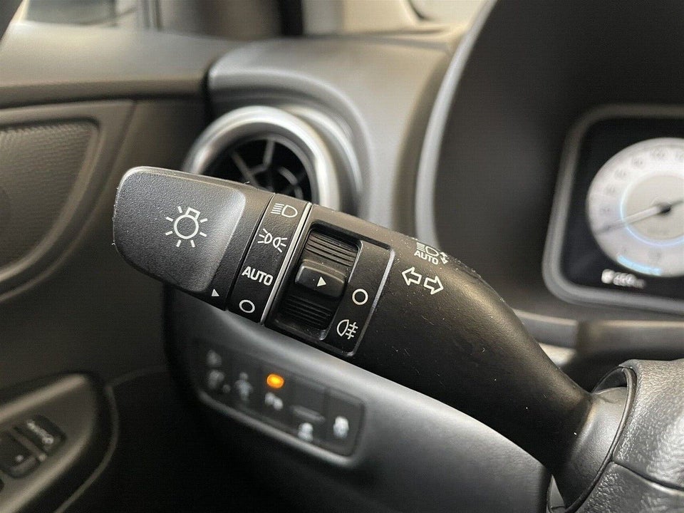 Hyundai Kona 64 EV Advanced 5d