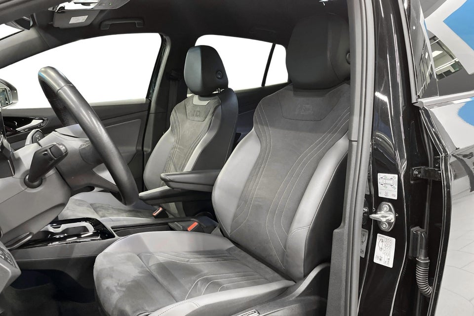 VW ID.5 77 Style 5d