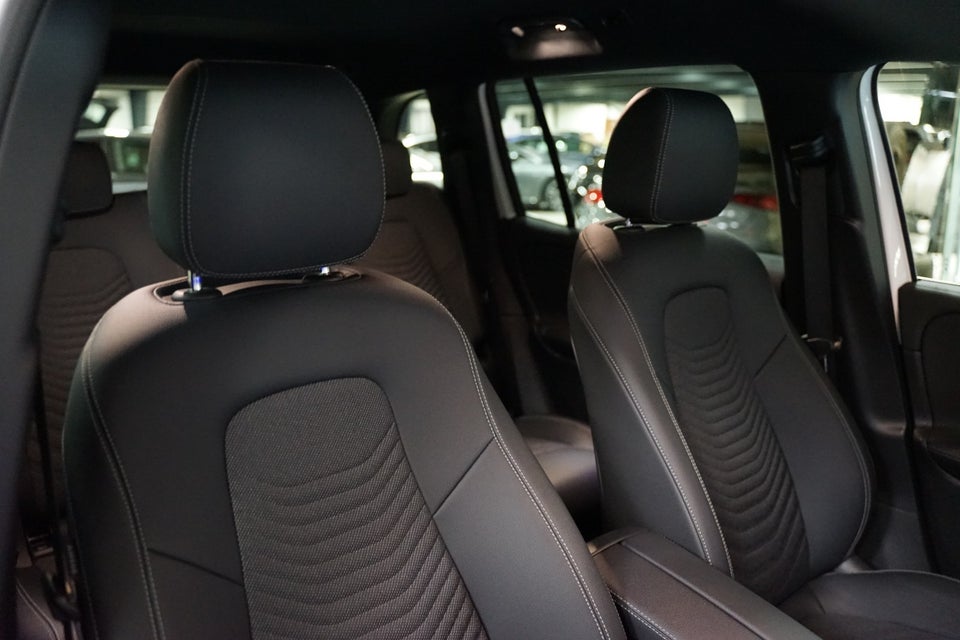 Mercedes EQB250+ Progressive 5d