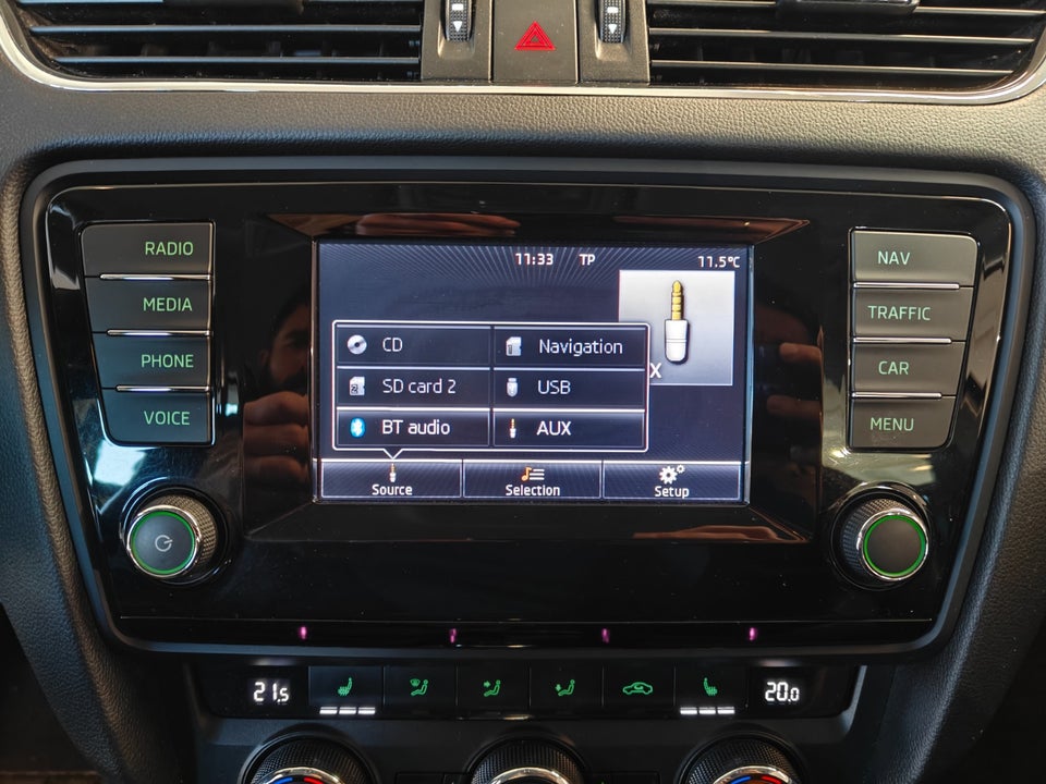 Skoda Octavia 1,6 TDi 105 Elegance Combi DSG 5d