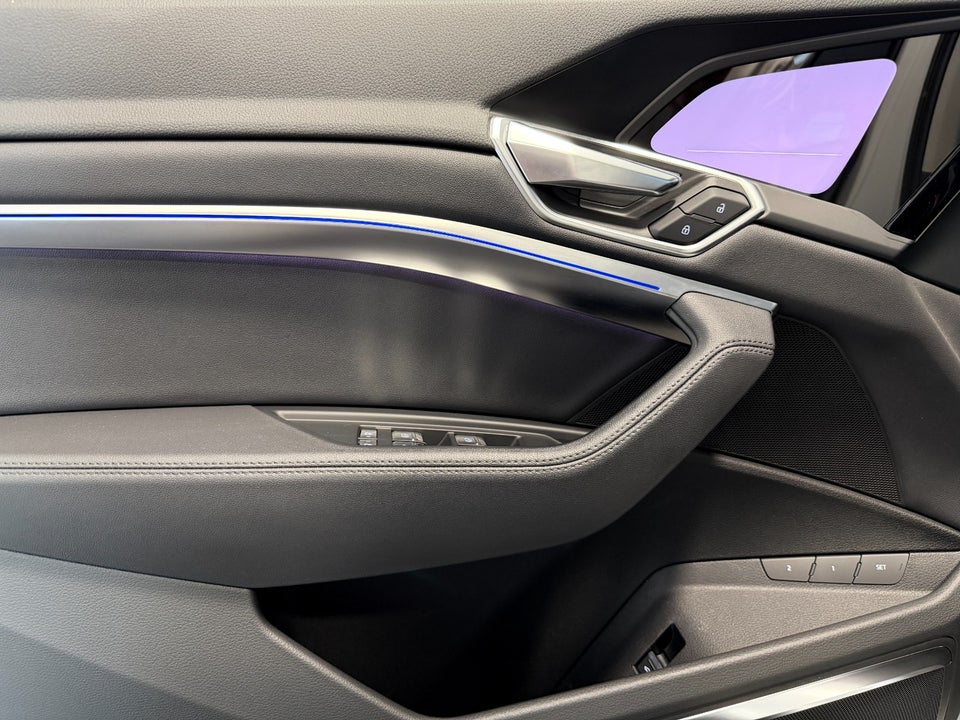 Audi e-tron 55 S-line quattro 5d