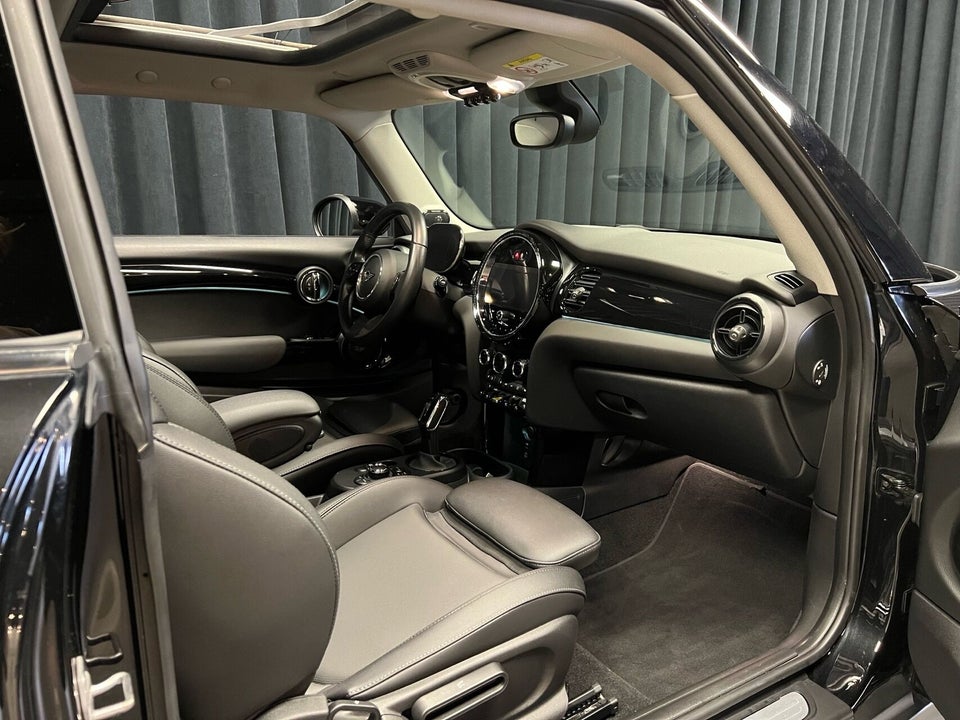 MINI Cooper SE Edition Premium Plus 3d