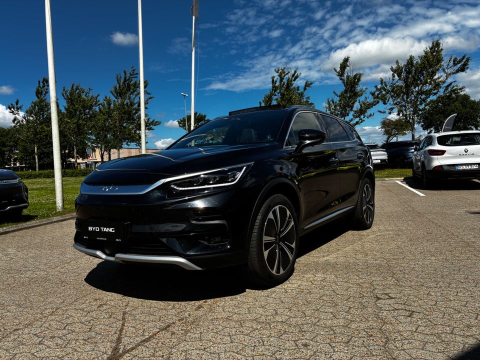 BYD Tang 109 Flagship AWD 7prs 5d