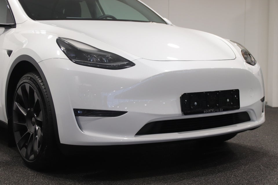 Tesla Model Y Long Range AWD 5d