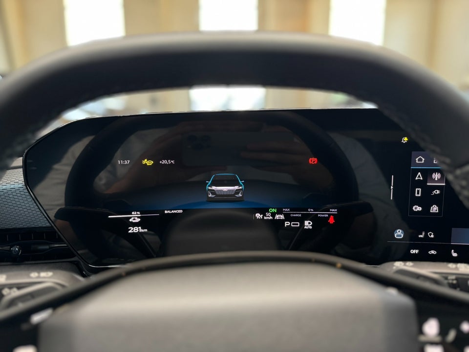 Audi S6 e-tron Avant quattro 5d