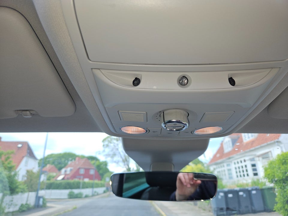 VW Sharan 2,0 TDi 150 Highline DSG 7prs 5d