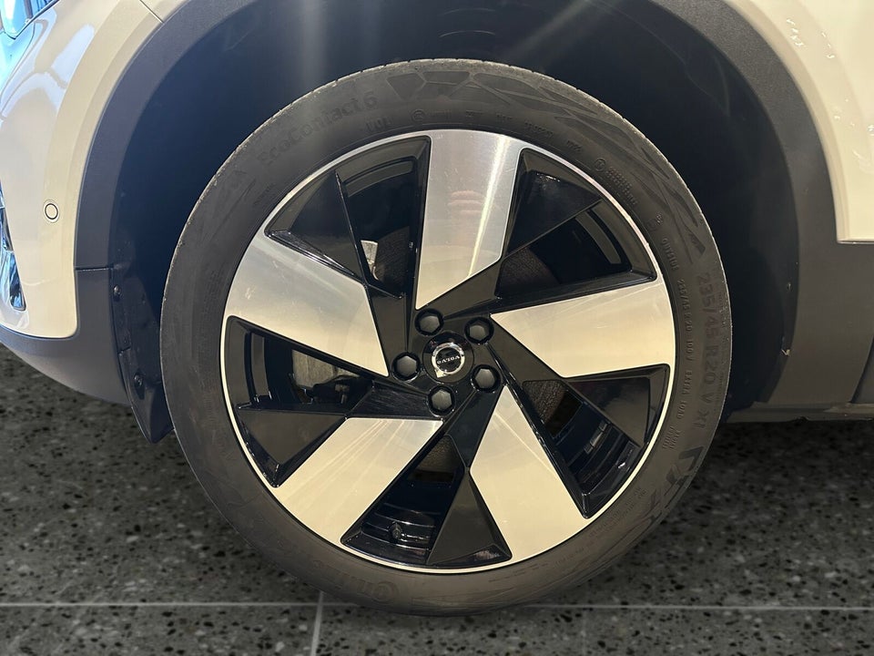 Volvo C40 P8 ReCharge Twin Plus 5d