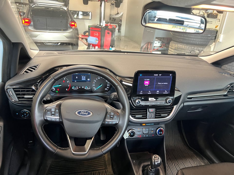 Ford Fiesta 1,0 EcoBoost mHEV Connected 5d