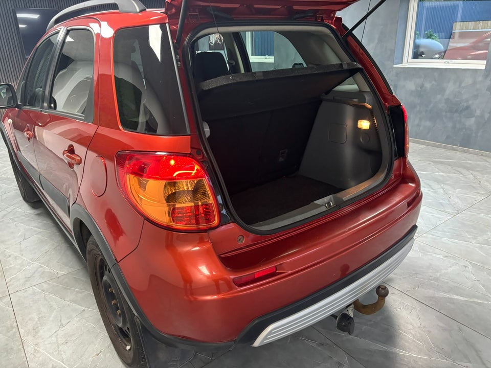 Suzuki SX4 1,6 GL-A 5d