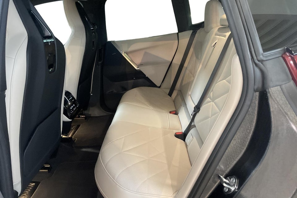 BMW iX xDrive50 Supercharged 5d