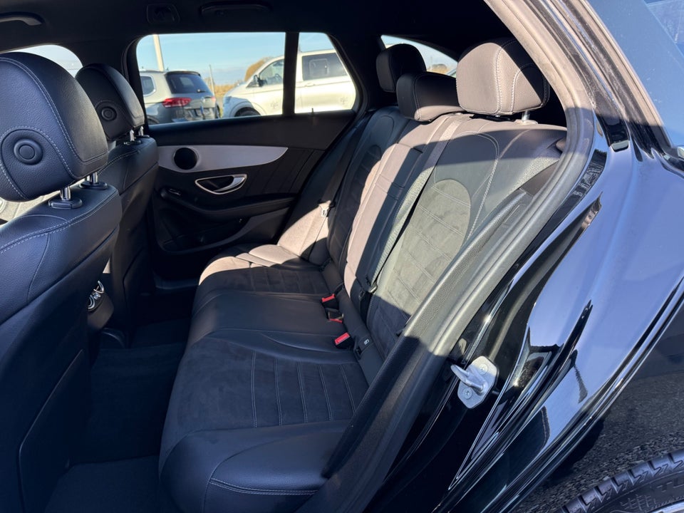 Mercedes C220 d 2,0 AMG Line stc. aut. 5d