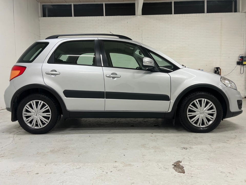 Suzuki SX4 1,6 CombiBack GLXtra 5d
