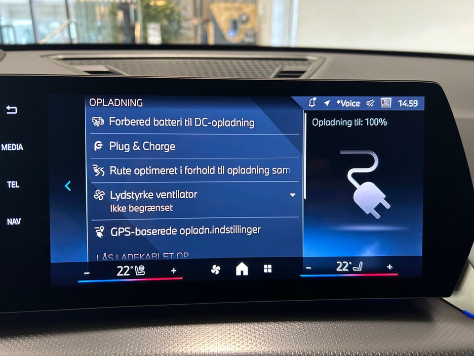 BMW iX1 xDrive30 Fully Charged 5d