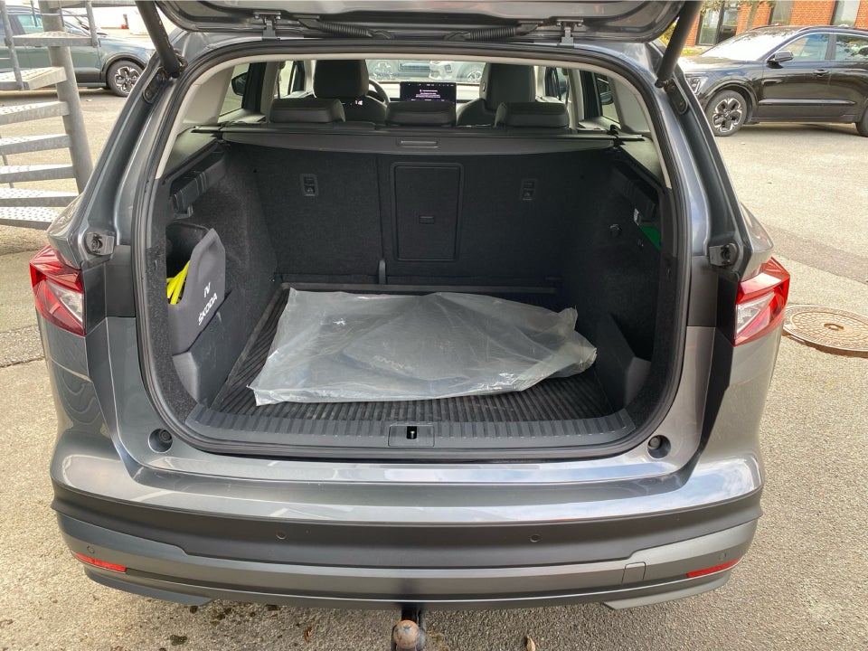 Skoda Enyaq 80 iV Suite 5d