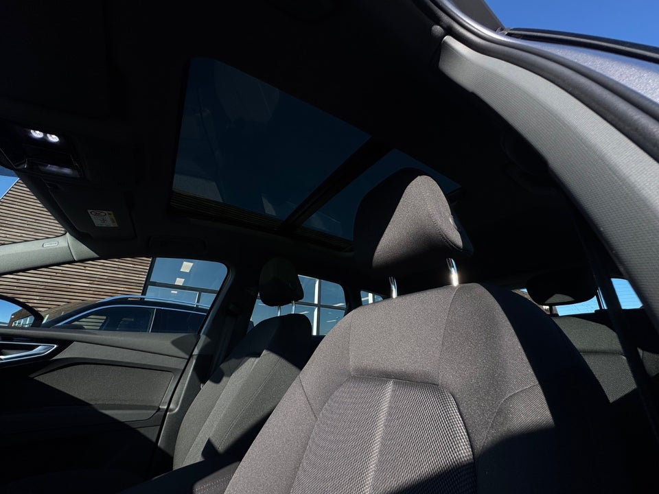 Audi Q4 e-tron 40 Attitude 5d