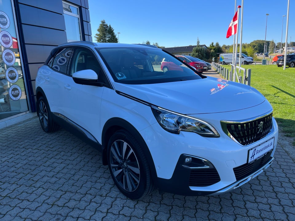 Peugeot 3008 1,5 BlueHDi 130 Selection Pack EAT8 5d