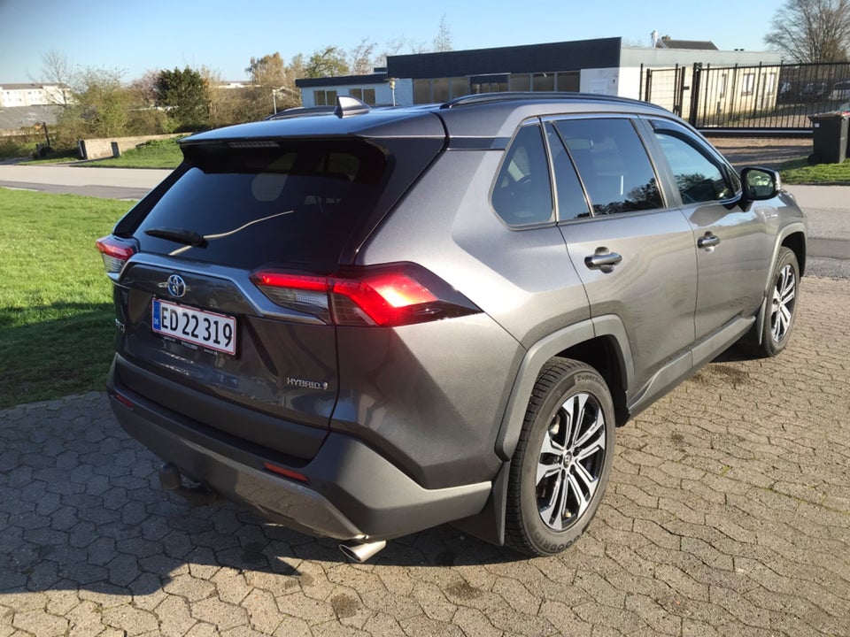 Toyota RAV4 2,5 Hybrid H3 Style MDS 5d