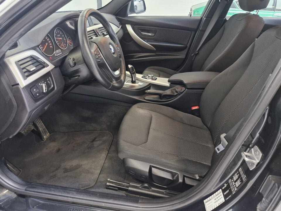 BMW 318i 1,5 aut. 4d