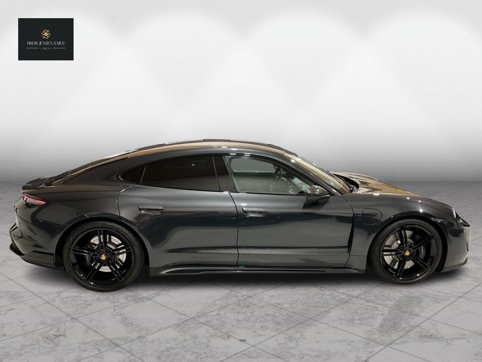Porsche Taycan 4S Performance+ 4d