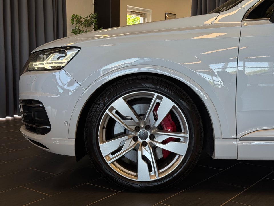 Audi SQ7 4,0 TDi quattro Tiptr. 7prs 5d