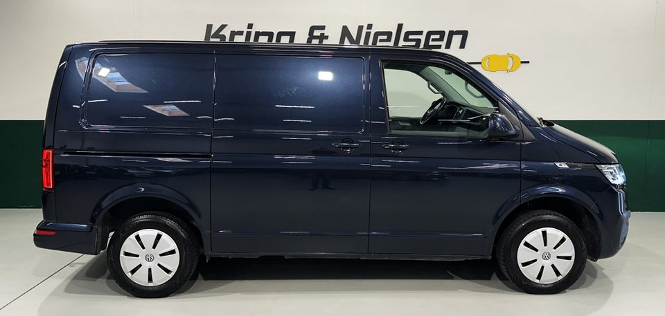 VW Transporter 2,0 TDi 150 Kassevogn DSG kort