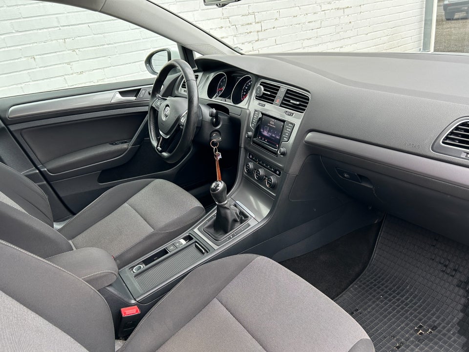 VW Golf VII 1,4 TSi 122 Edition 40 BMT 5d