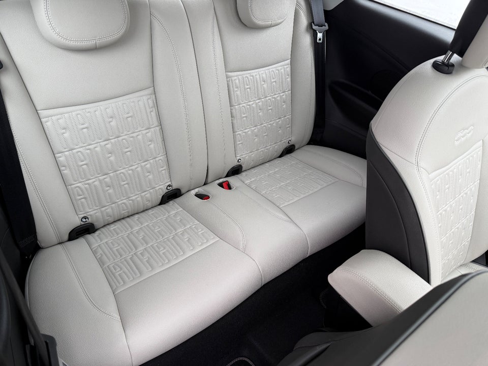 Fiat 500e 42 la Prima 3d