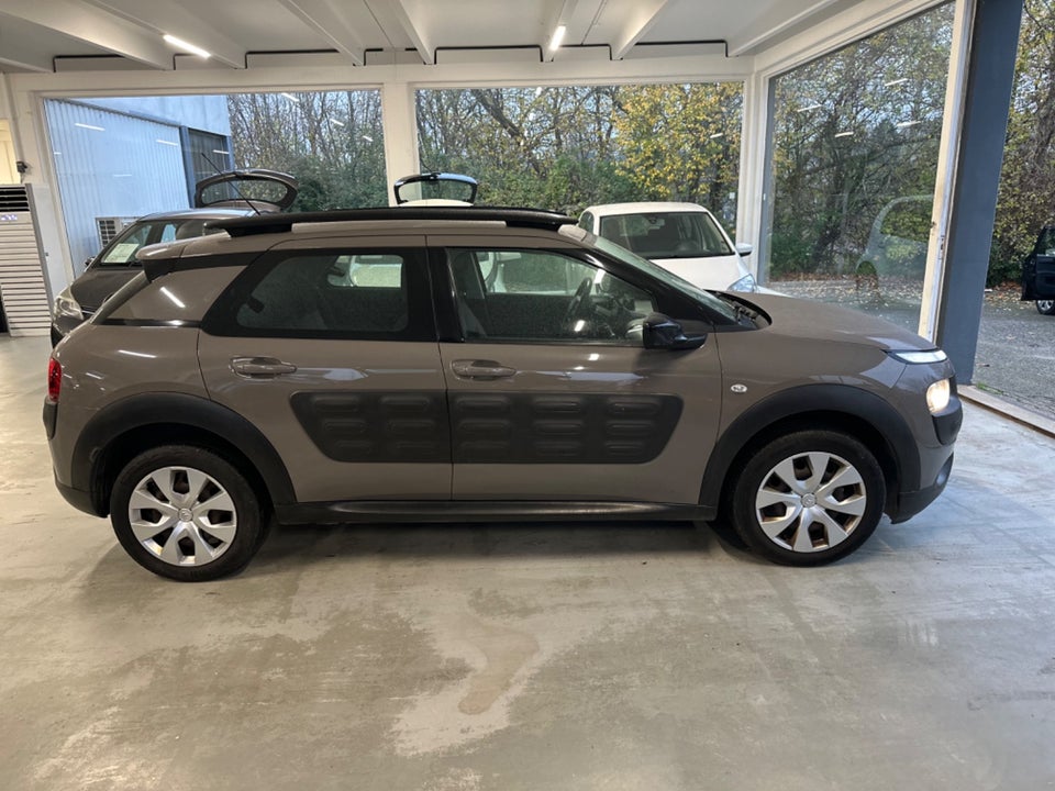 Citroën C4 Cactus 1,2 PureTech 82 Shine ETG 5d