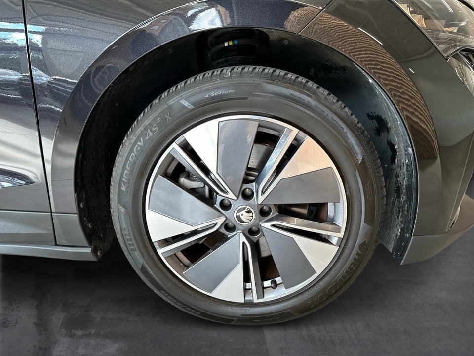 Skoda Enyaq 80 iV Loft 5d