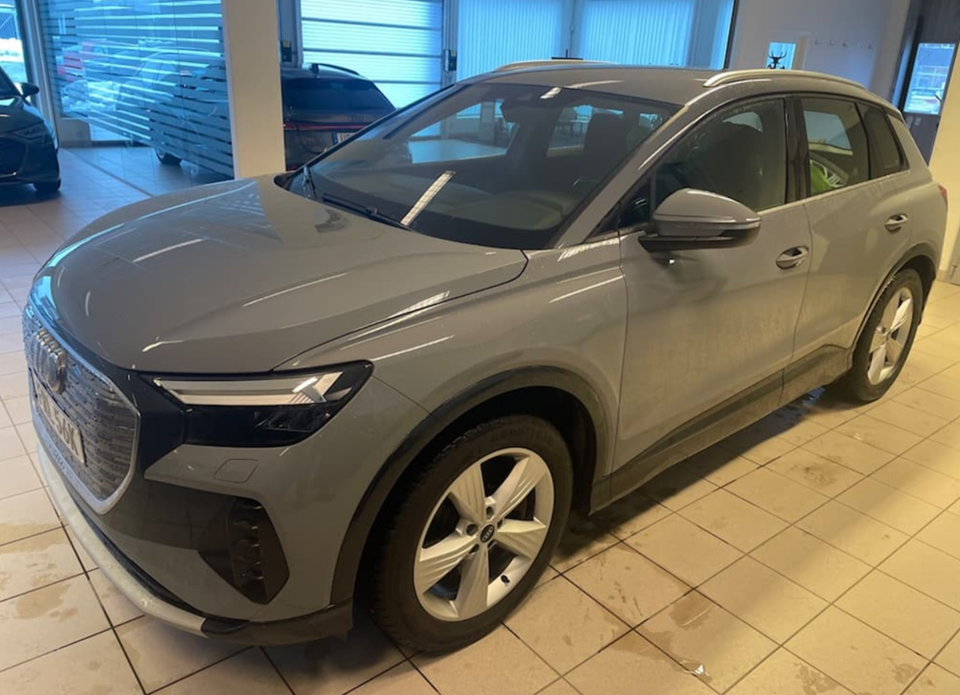Audi Q4 e-tron 40 Advanced 5d