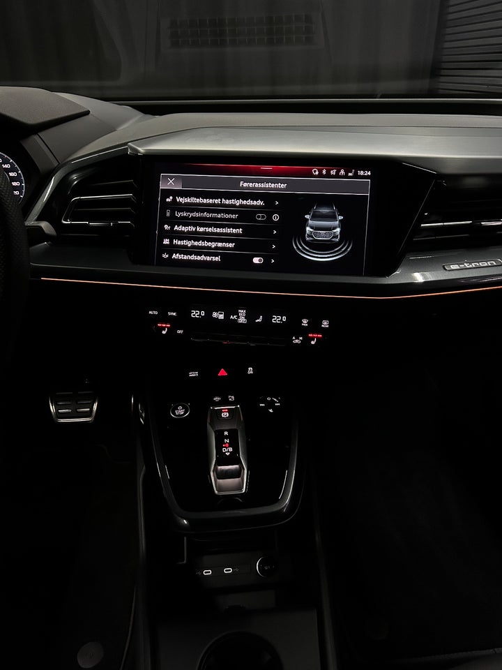 Audi Q4 e-tron 45 S-line 5d