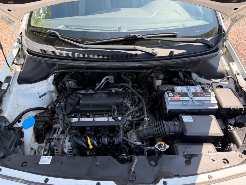 Hyundai i20 1,25 Elegance 5d