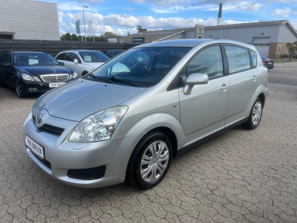 Toyota Corolla Verso 1,6 VVT-i Terra 5d