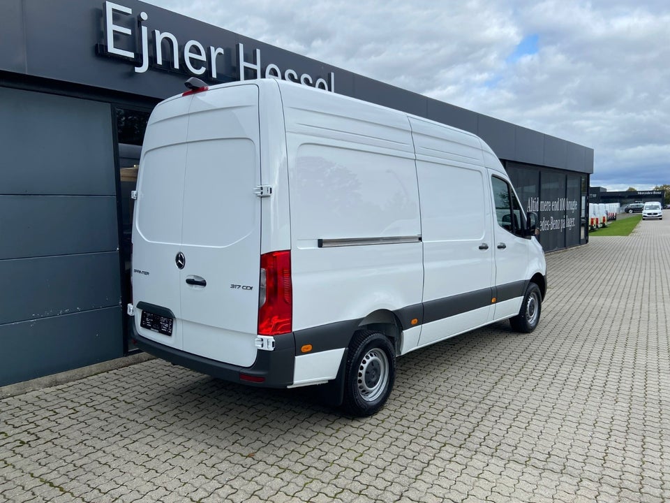 Mercedes Sprinter 317 2,0 CDi A2 Kassevogn PRO RWD