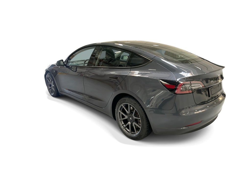 Tesla Model 3 RWD 4d