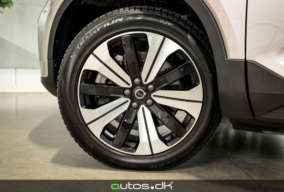 Volvo XC40 P6 ReCharge Plus 5d