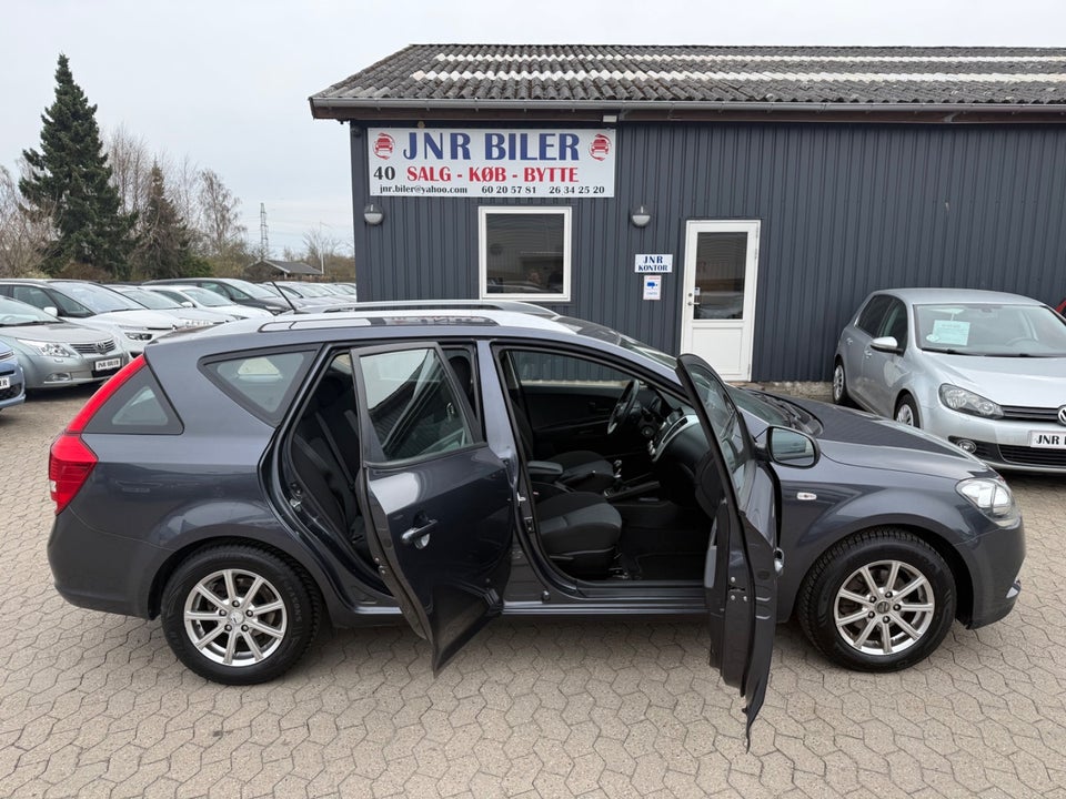 Kia Ceed 1,6 CRDi 115 Active SW 5d