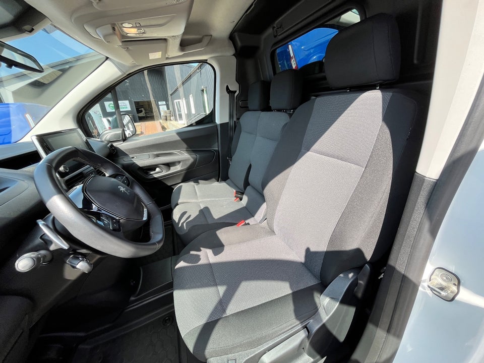 Peugeot Partner 1,5 BlueHDi 130 L2V2 Plus EAT8 Van