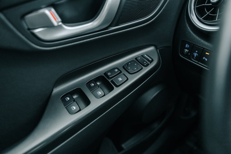 Hyundai Kona 64 EV Advanced 5d