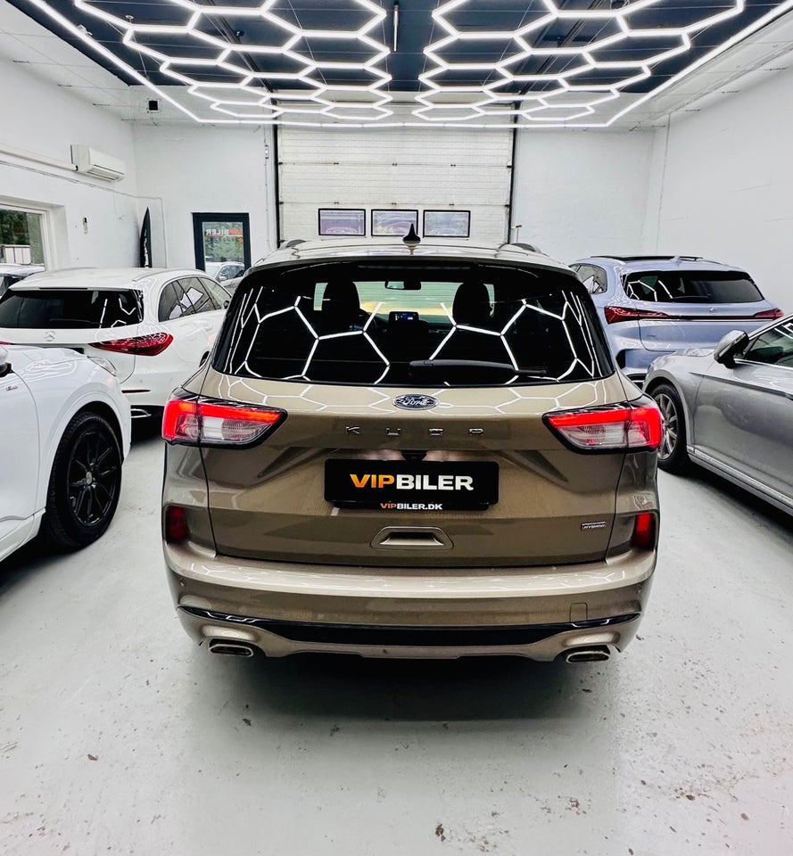 Ford Kuga 2,5 PHEV ST-Line CVT 5d